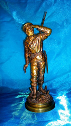 Бронзовая статуэтка Французский солдат